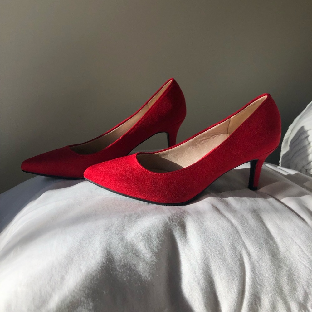 Te high heels